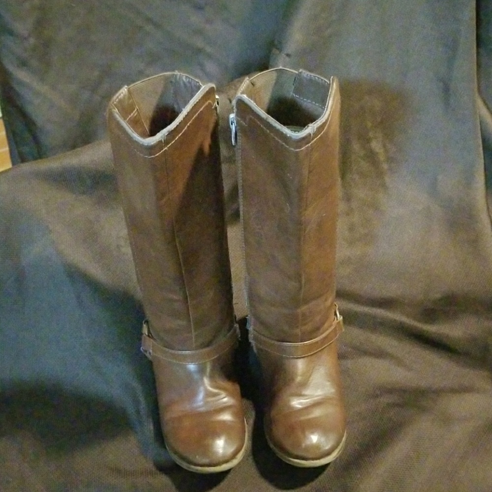 Brown girls boots